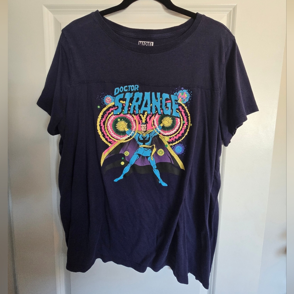 Torrid Disney Marvel Dr. Strange Shirt Size 2